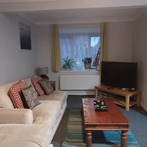 Fieldfare Green: Spacious 4-bedroom House With Field Views , Luton (Bedfordshire) United Kingdom
